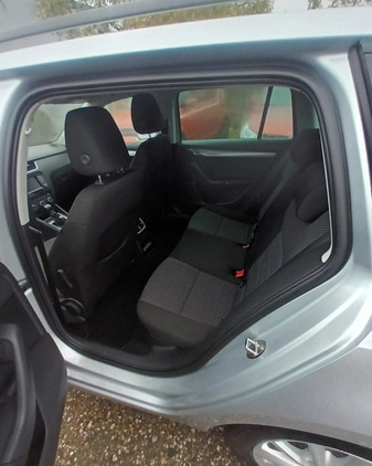 Skoda Octavia cena 41900 przebieg: 183000, rok produkcji 2016 z Brzeg Dolny małe 137